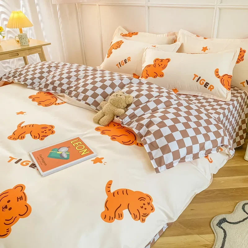 Strawberry Soft Bedding Set - Queen/King - The Charming Comfort