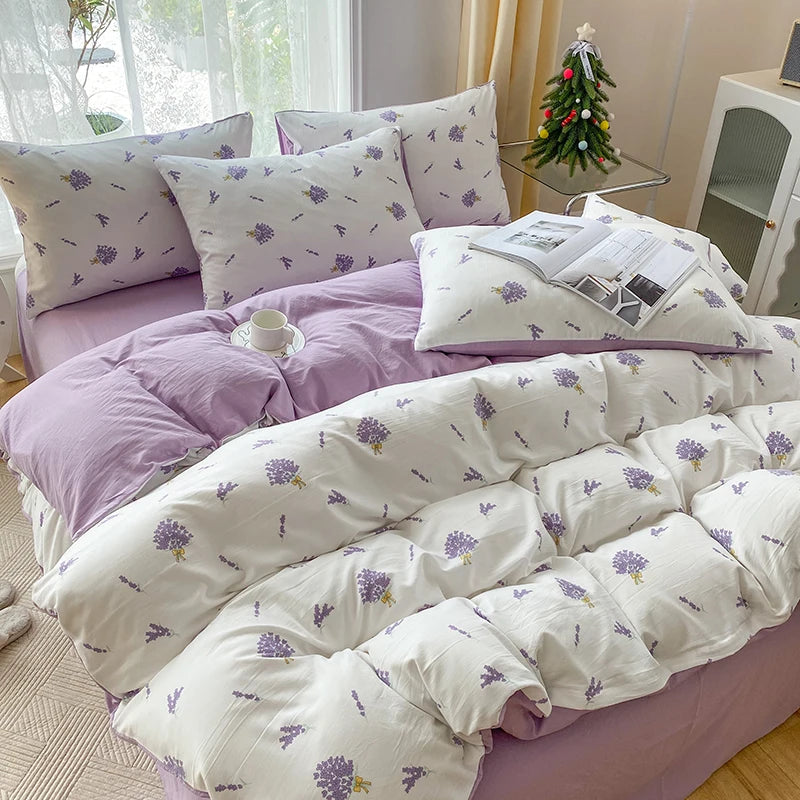 "Cartoon Heart Floral Bedding Set" - The Charming Comfort