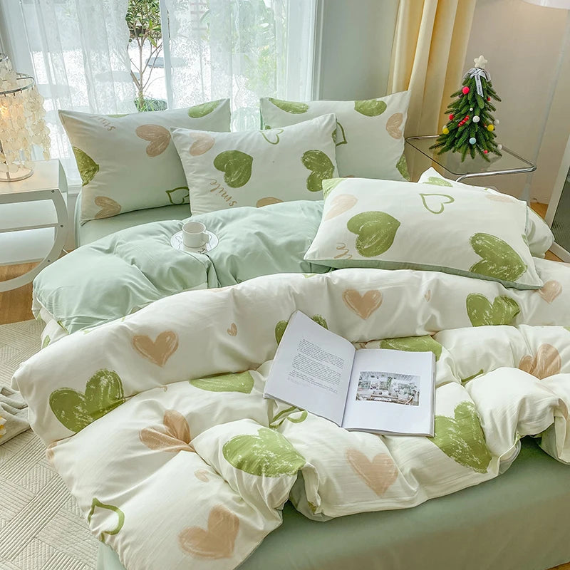 "Cartoon Heart Floral Bedding Set" - The Charming Comfort